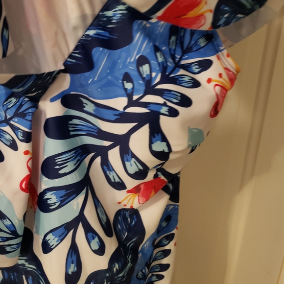 Tropical Ruffle Vneck One Piece Swimsuit - Picture 3 of 6